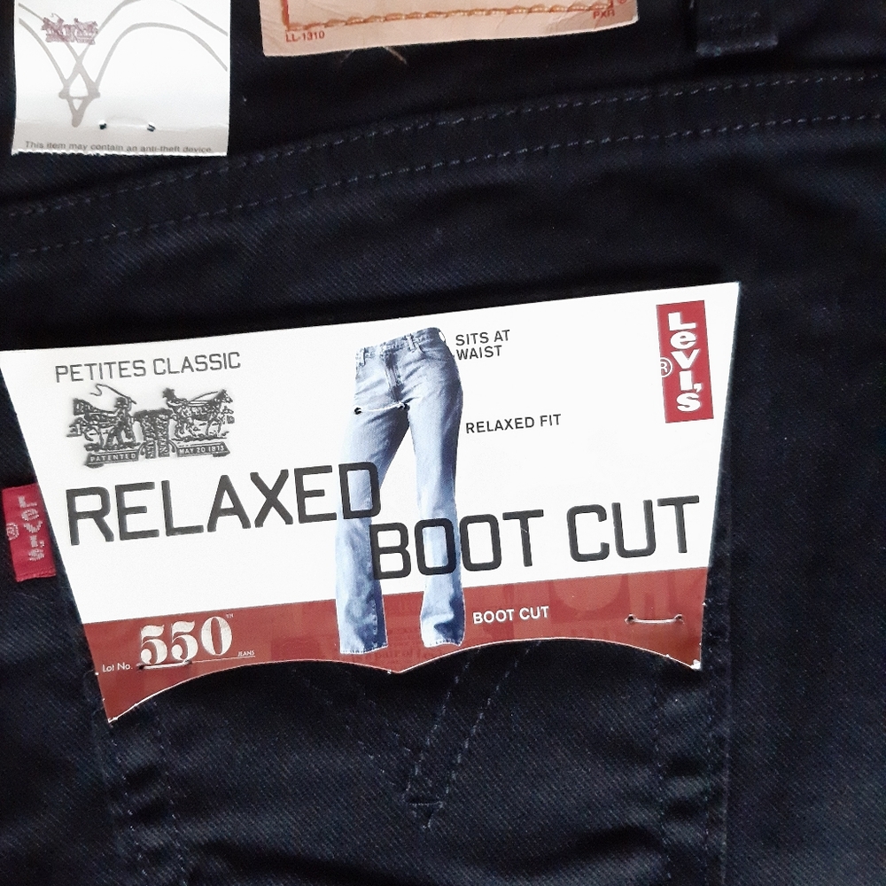 NWT Levi's Relaxed Bootcut 550 Jeans size 10 Short - Picture 11 of 15